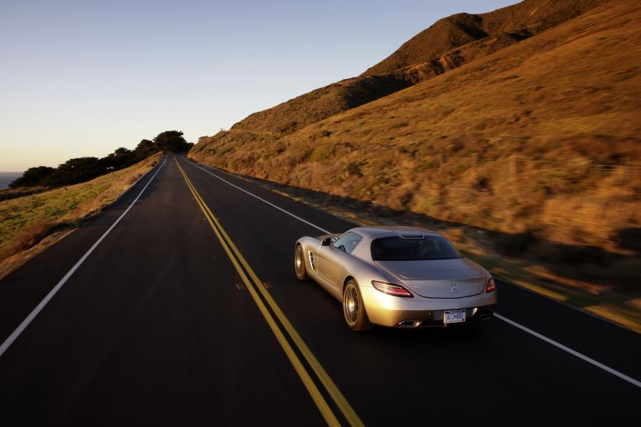  Mercedes-Benz SLS AMG 2010 года  (фото 168 из 526)